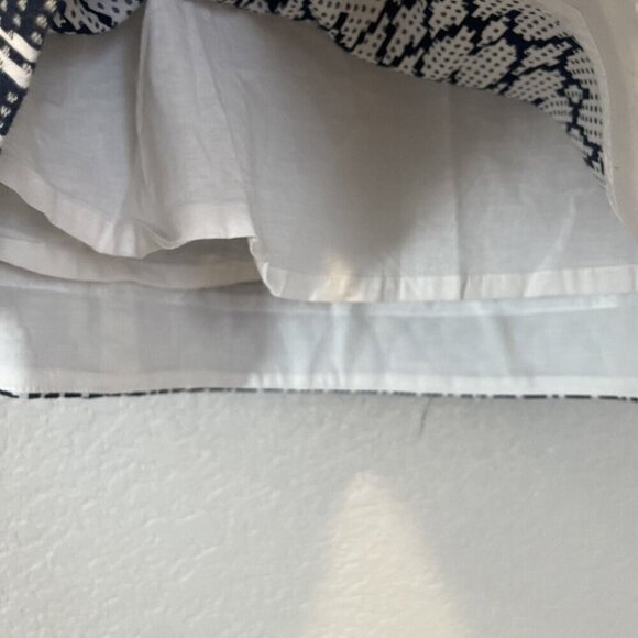 J Crew Skirt Size 6 Blue White Geo Patterned A-Line Pleated Rear Zip Jacquard - Picture 4 of 10